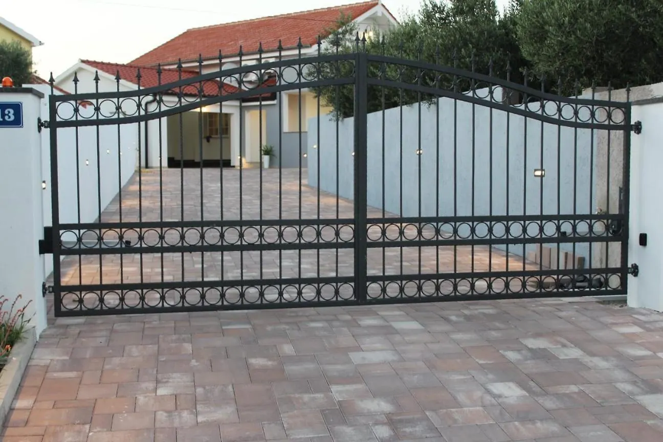 Villa Vila Jela Policnik Croatia
