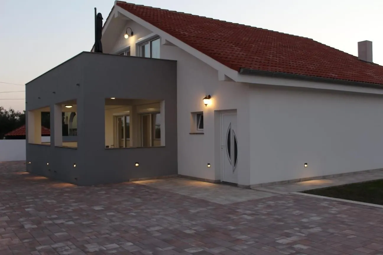 Vila Jela Policnik Villa
